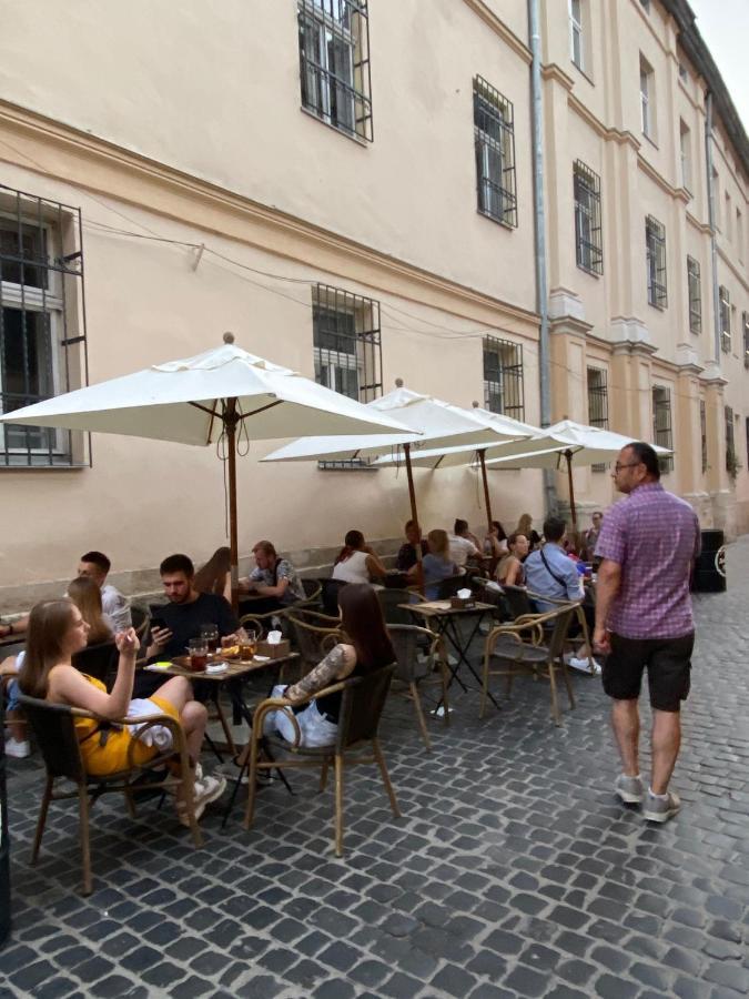 Центер Квартира На Вулиці Лесі Українки 19 Lviv Dış mekan fotoğraf