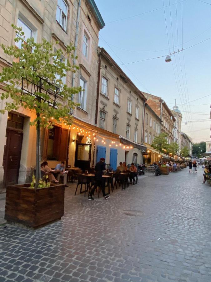 Центер Квартира На Вулиці Лесі Українки 19 Lviv Dış mekan fotoğraf