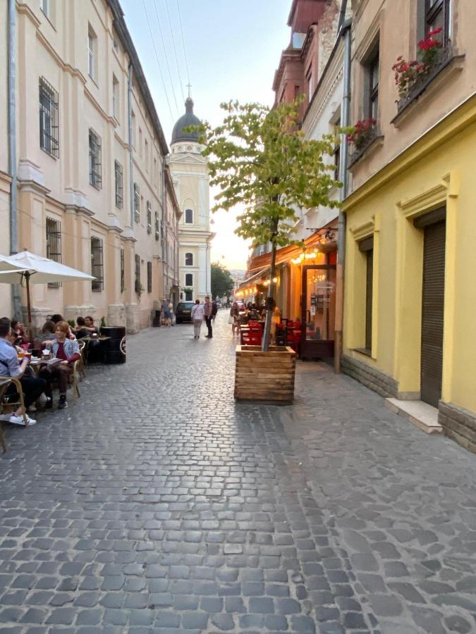 Центер Квартира На Вулиці Лесі Українки 19 Lviv Dış mekan fotoğraf